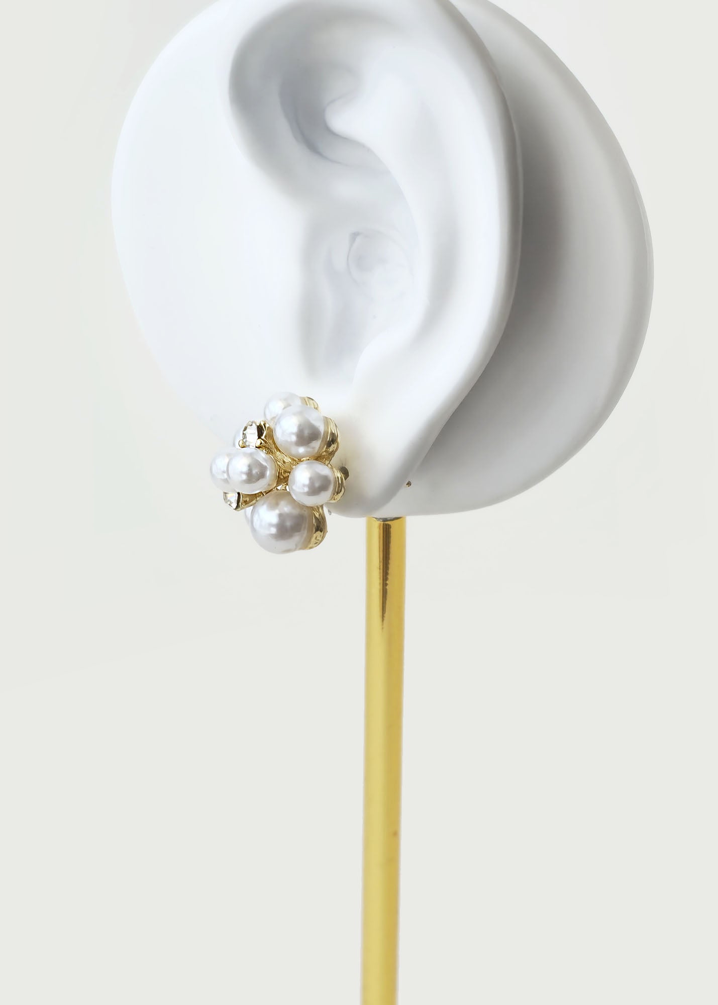 PEARL CLUSTERED Earrings
