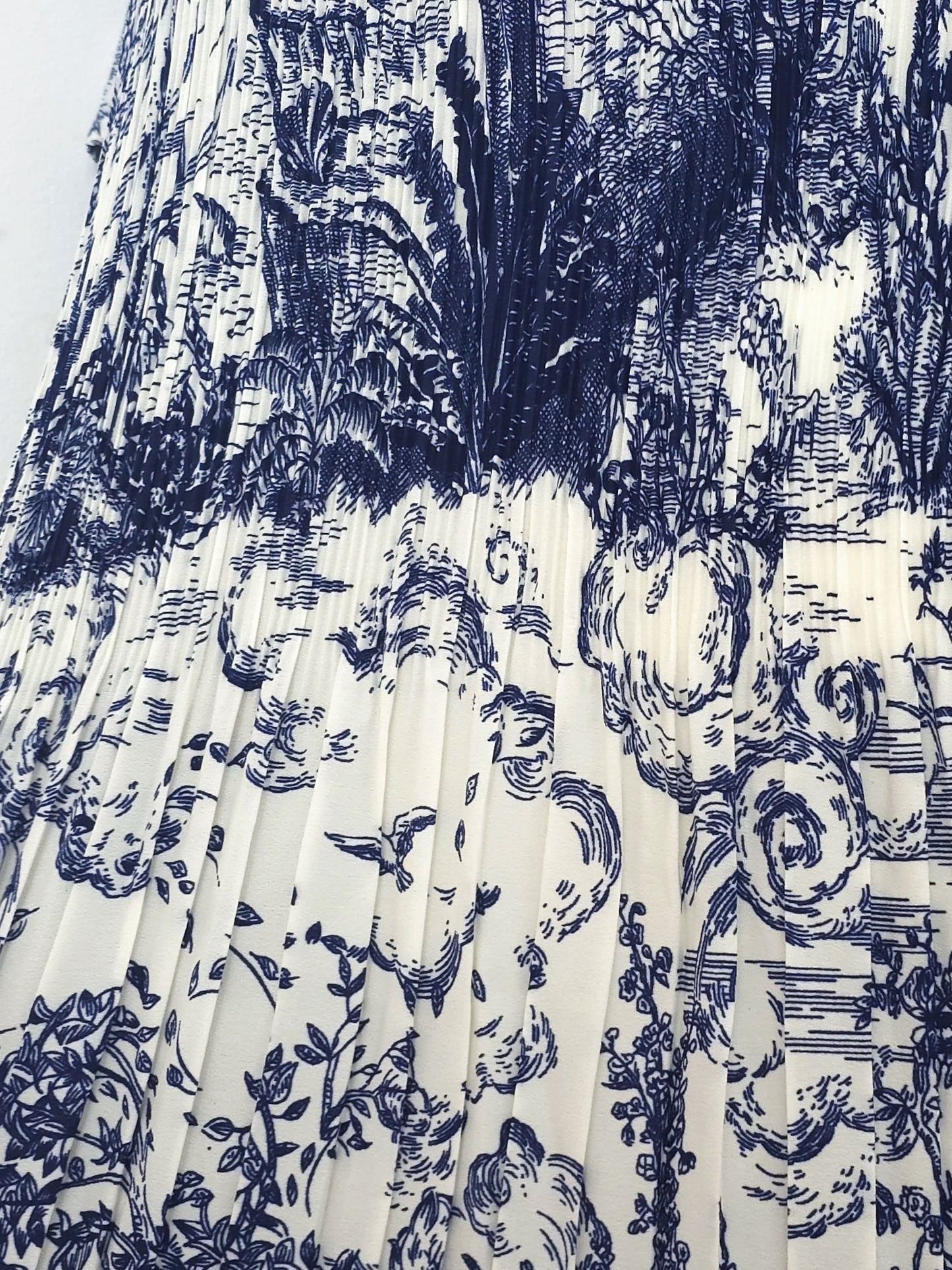 THE MIRACLE PLEATS Dress