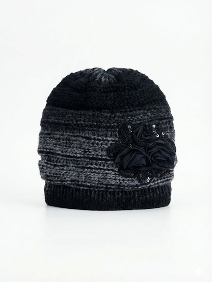WINTER ROSE Beanie
