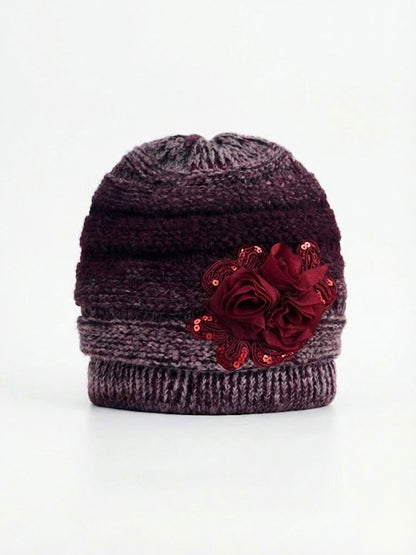 WINTER ROSE Beanie