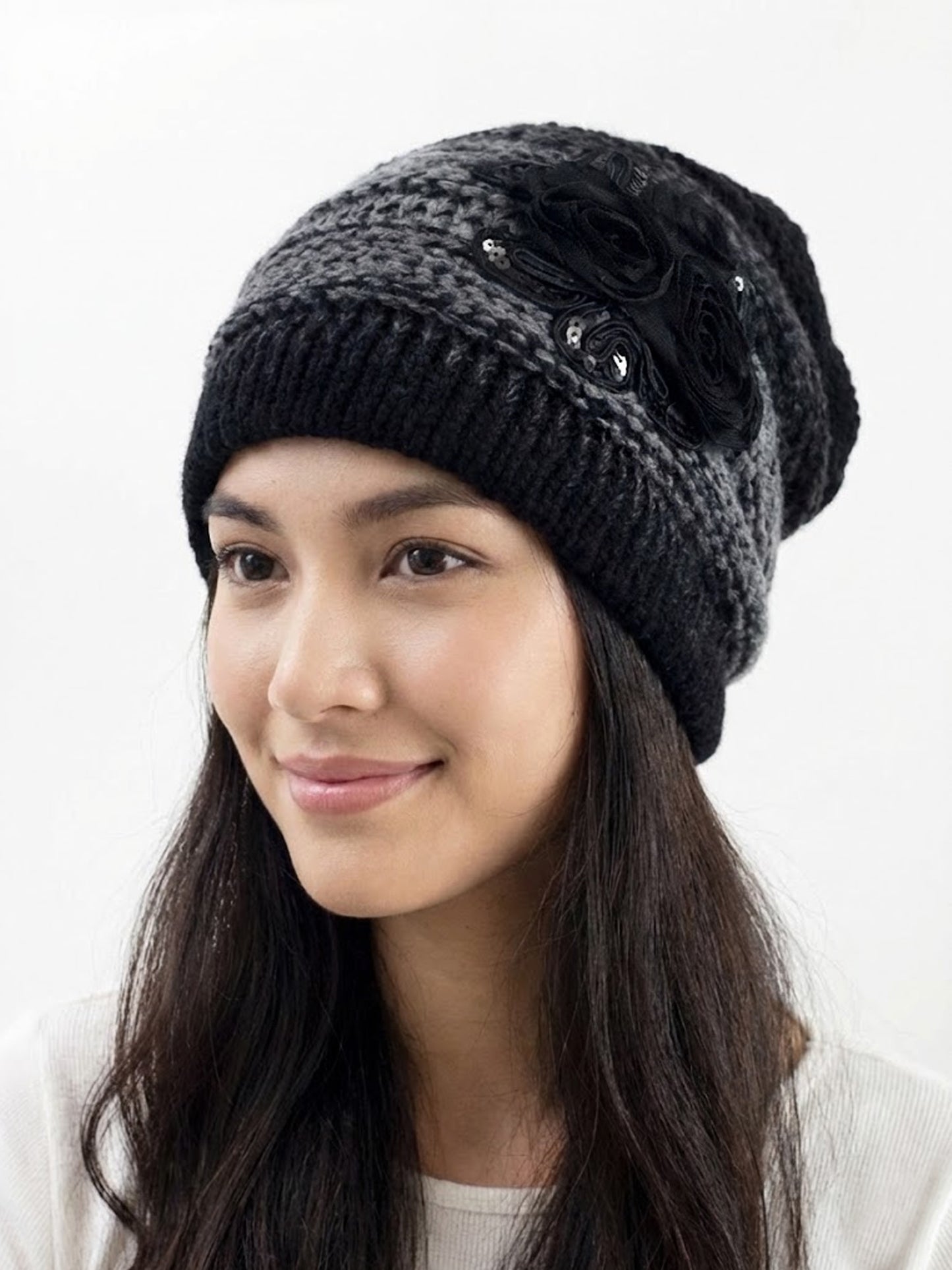 WINTER ROSE Beanie