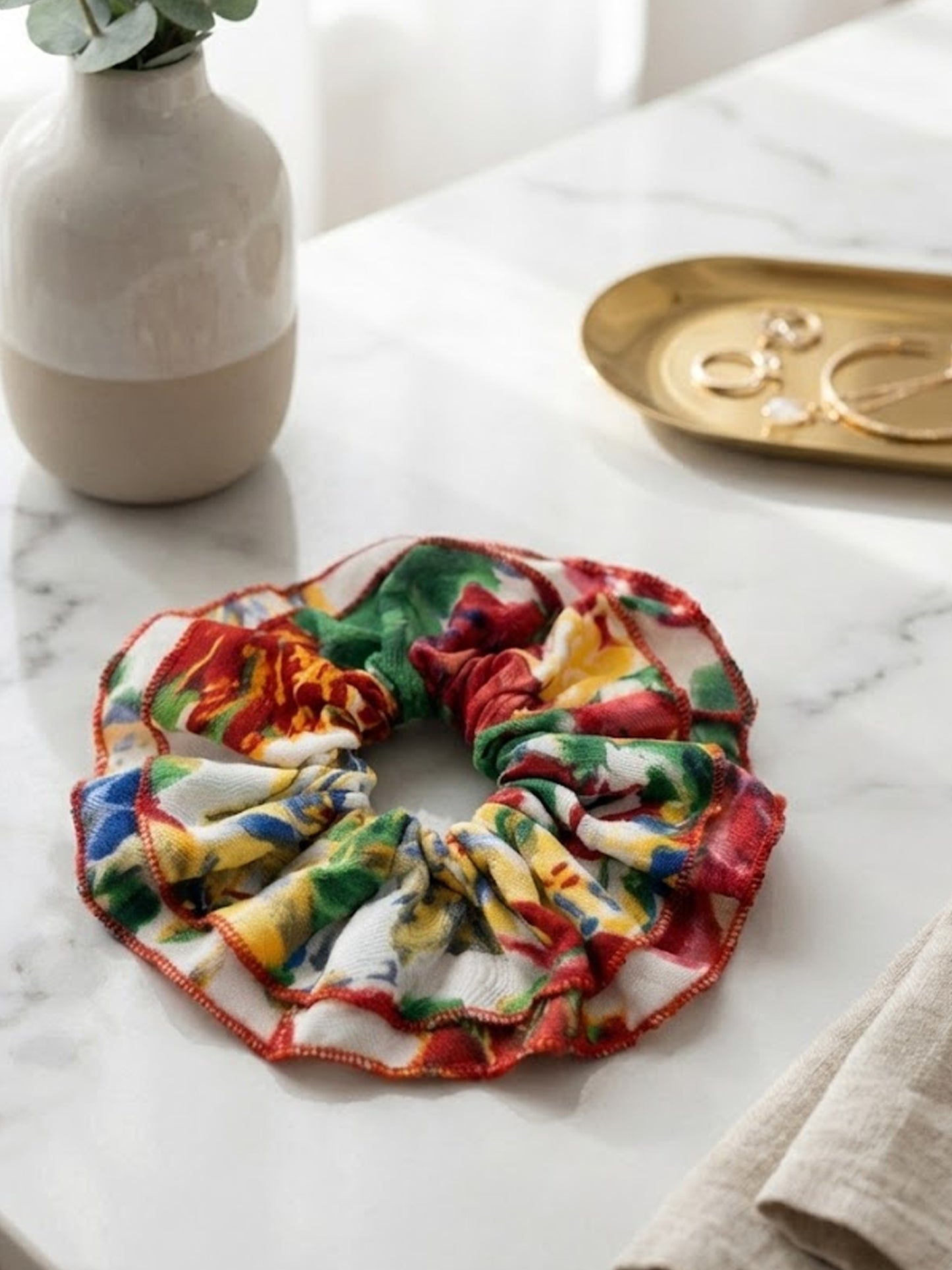 FIESTA Scrunchie