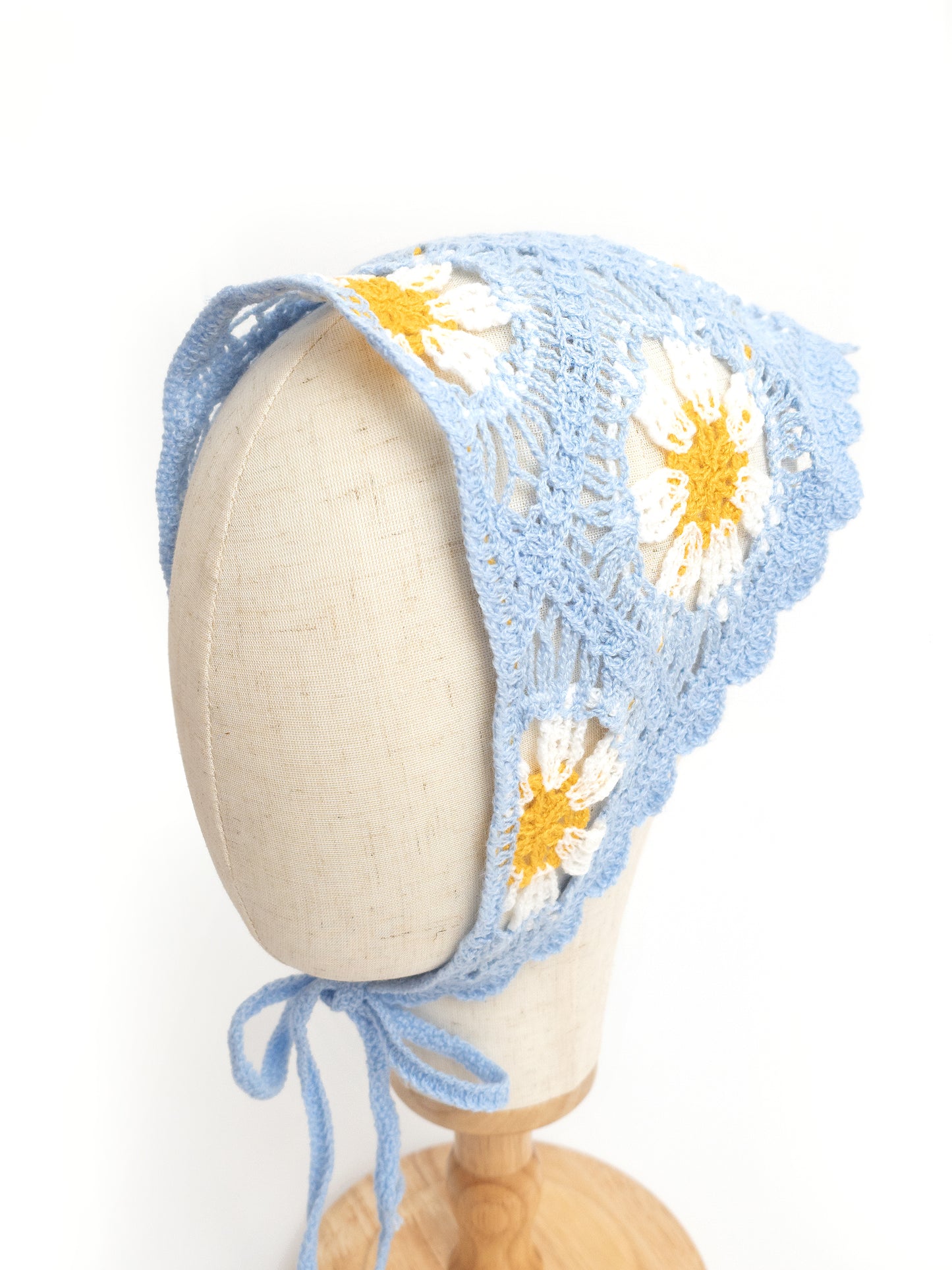 GARDEN Lace Bonnet
