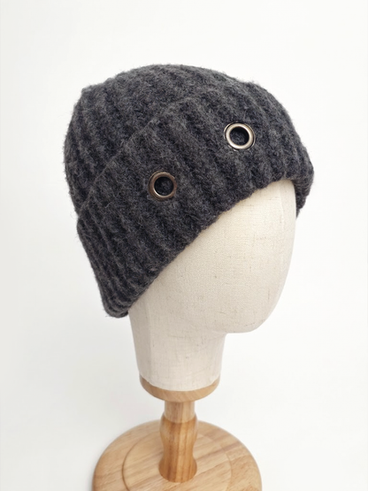 CREMA Eyelet Beanie