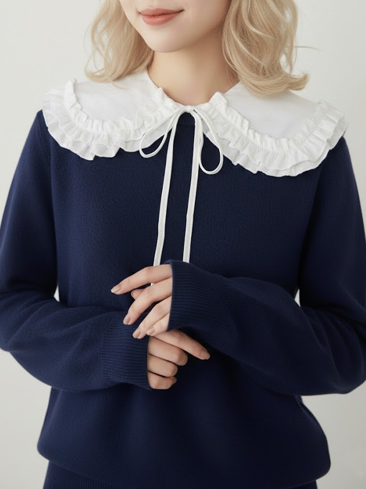 ANEMONE Collar