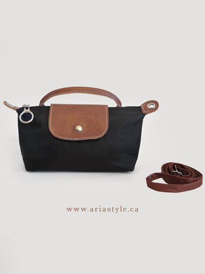 POCHETTE Pouch