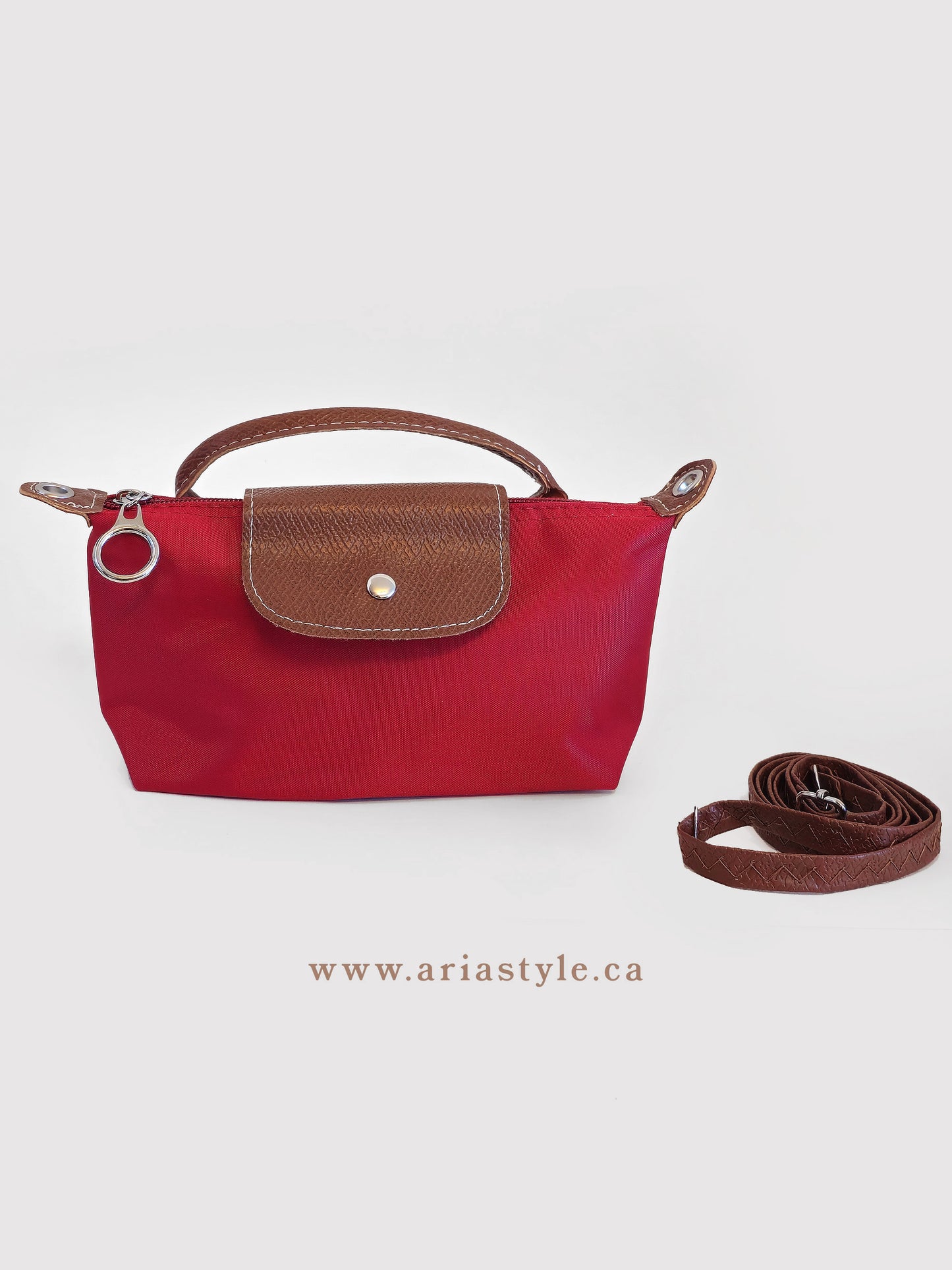 POCHETTE Pouch