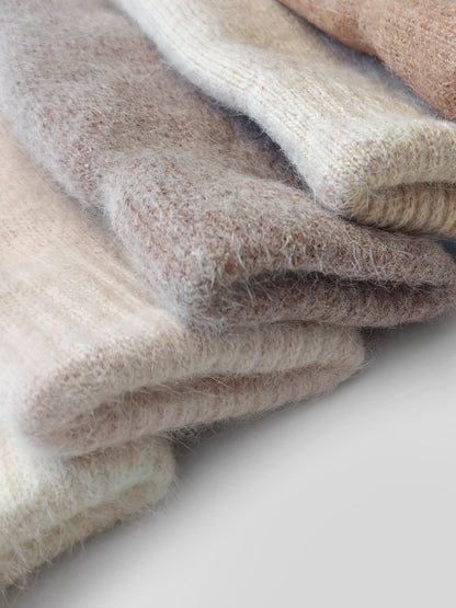THE ANGORA Mittens