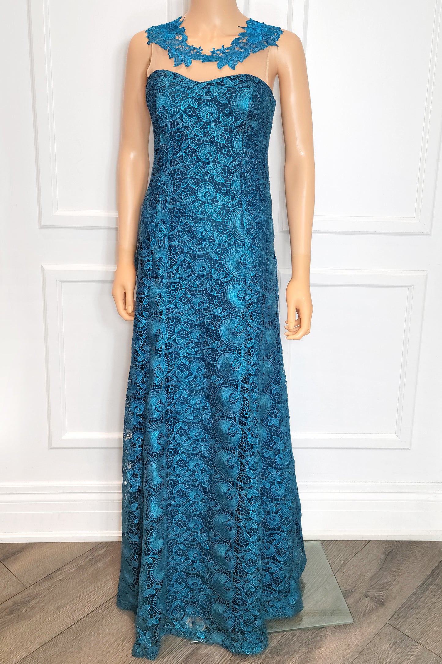 Lace Mesh Overlay Maxi Dress